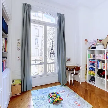 Apartment Lovely Family Flat Near The Arc De Triomphe Paris